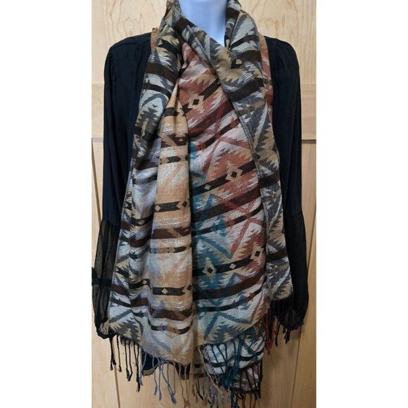 Daytrip Aztec Print Scarf With Fringe Design - Multicolor tribal nature - Picture 2 of 6